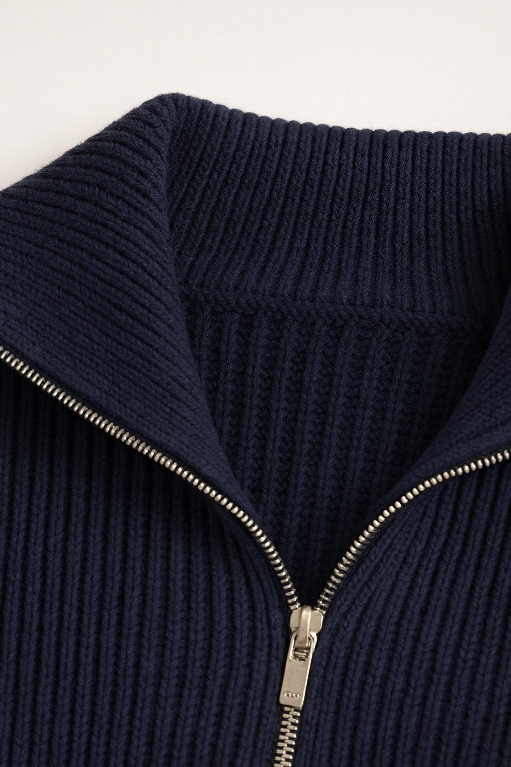 anna wool zip sweater